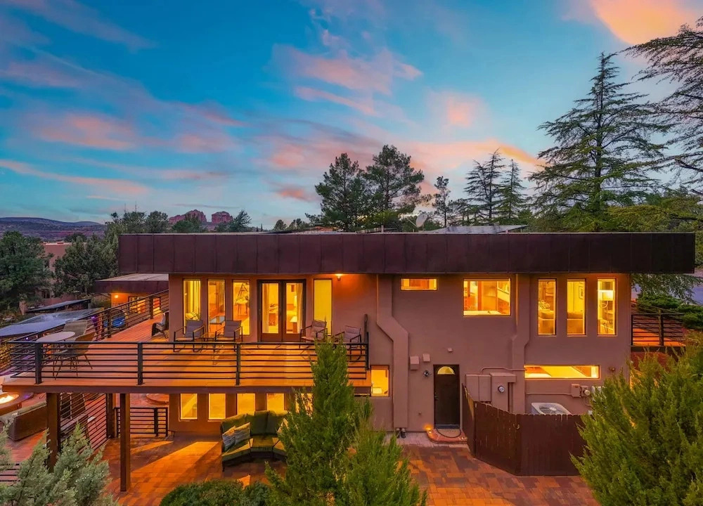 NEW Luxe Chapel Garden Retreat Chapel Views