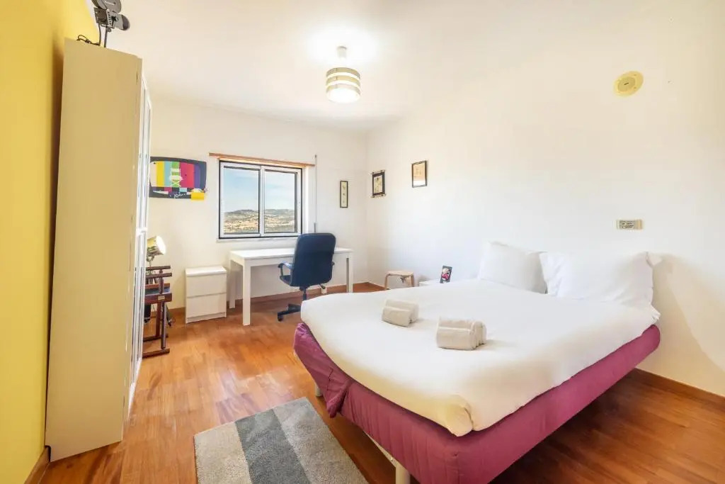 GuestReady - A Vibrant Getaway