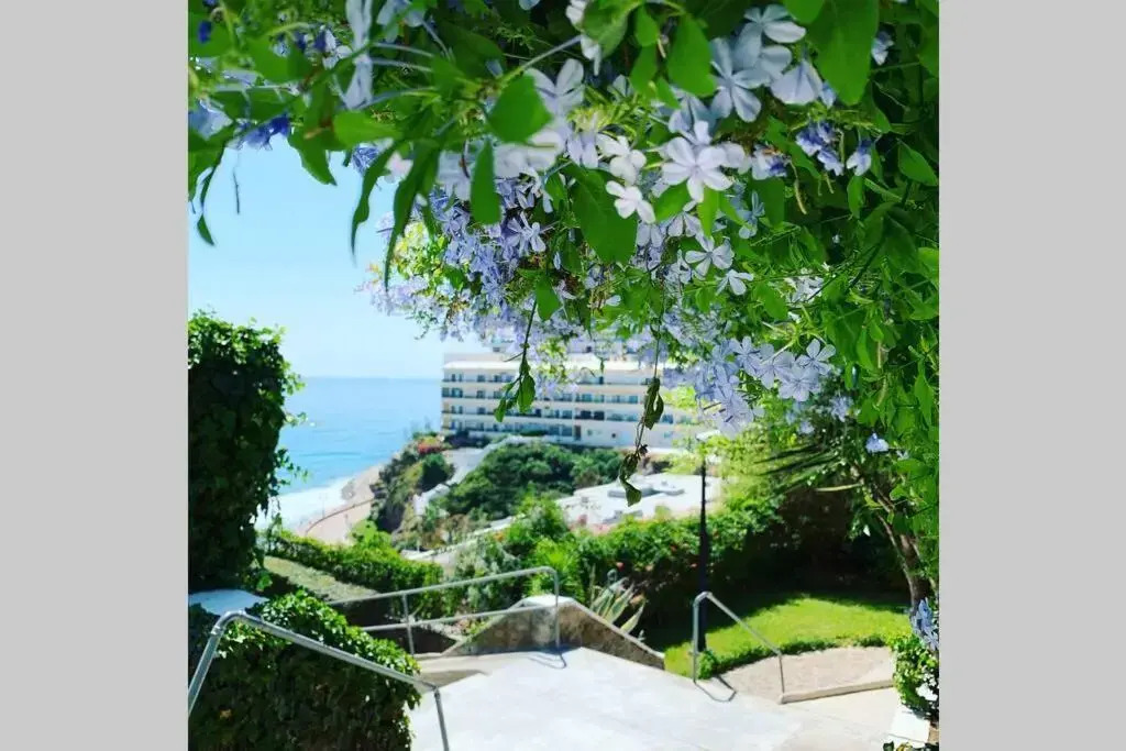 Amazing frontline sea views Studio apartment Castillo Del Vigia Torremolinos