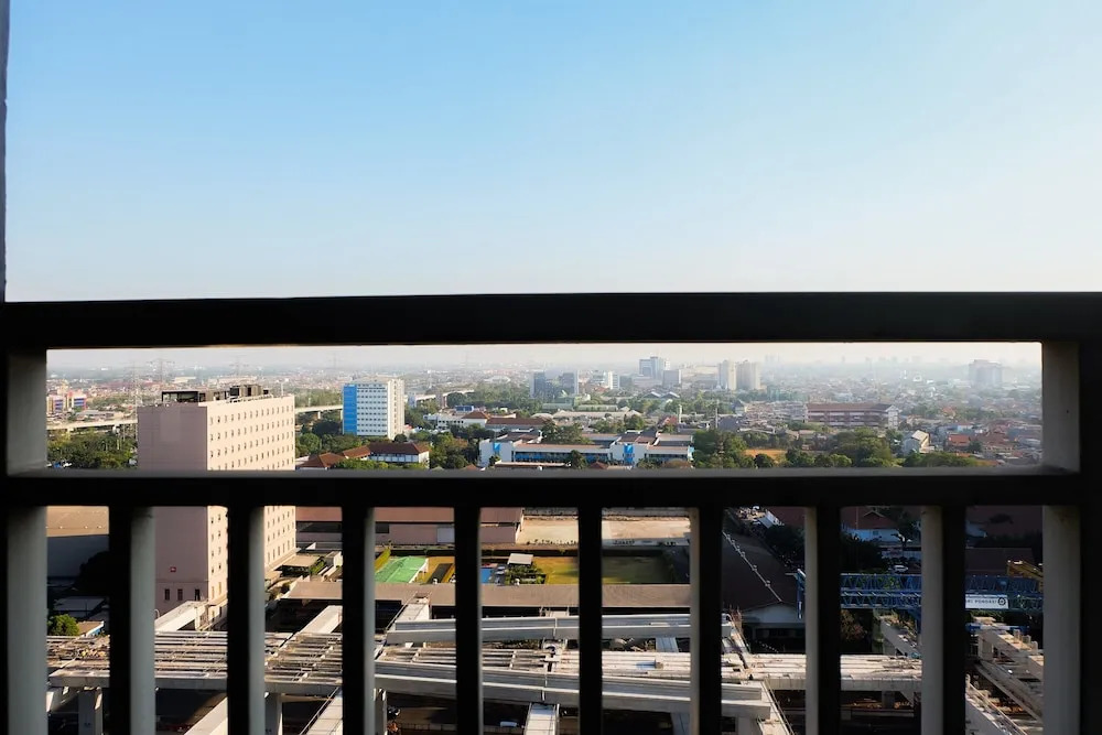 City View Studio Apartment at H Residence MT Haryono
