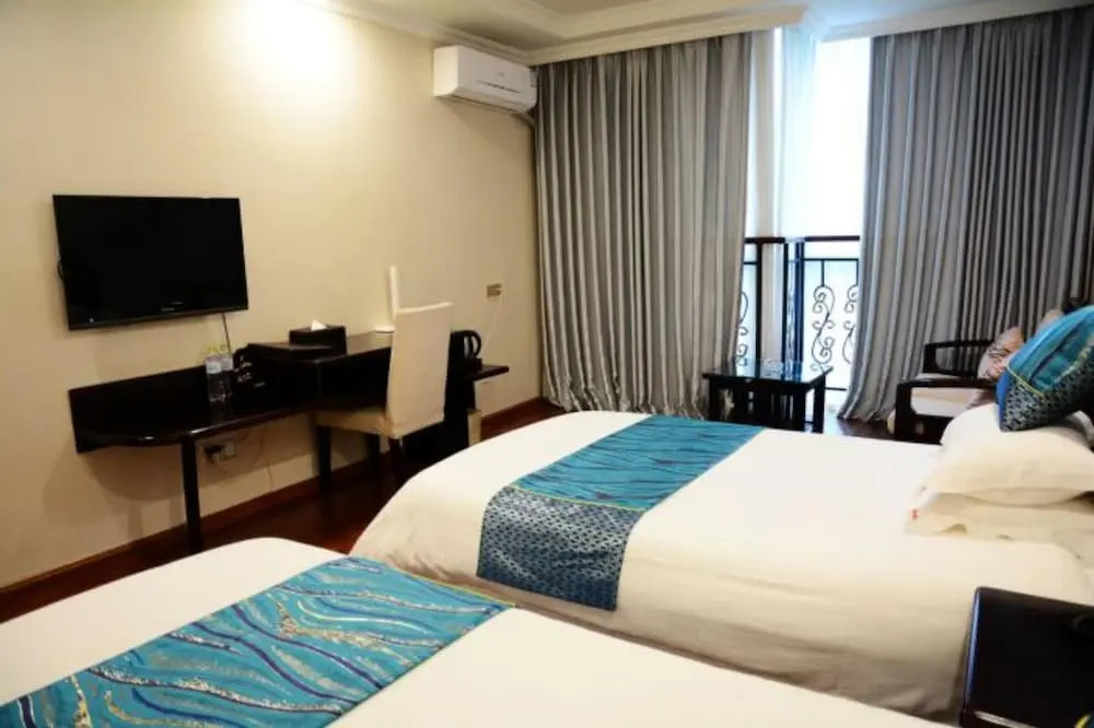 Tianfu Lidu Business Hotel