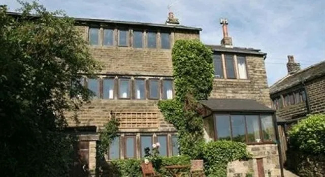 Wellcroft House
