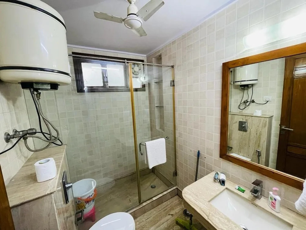 Fortune Home Service Apartment 4Bhk D-36