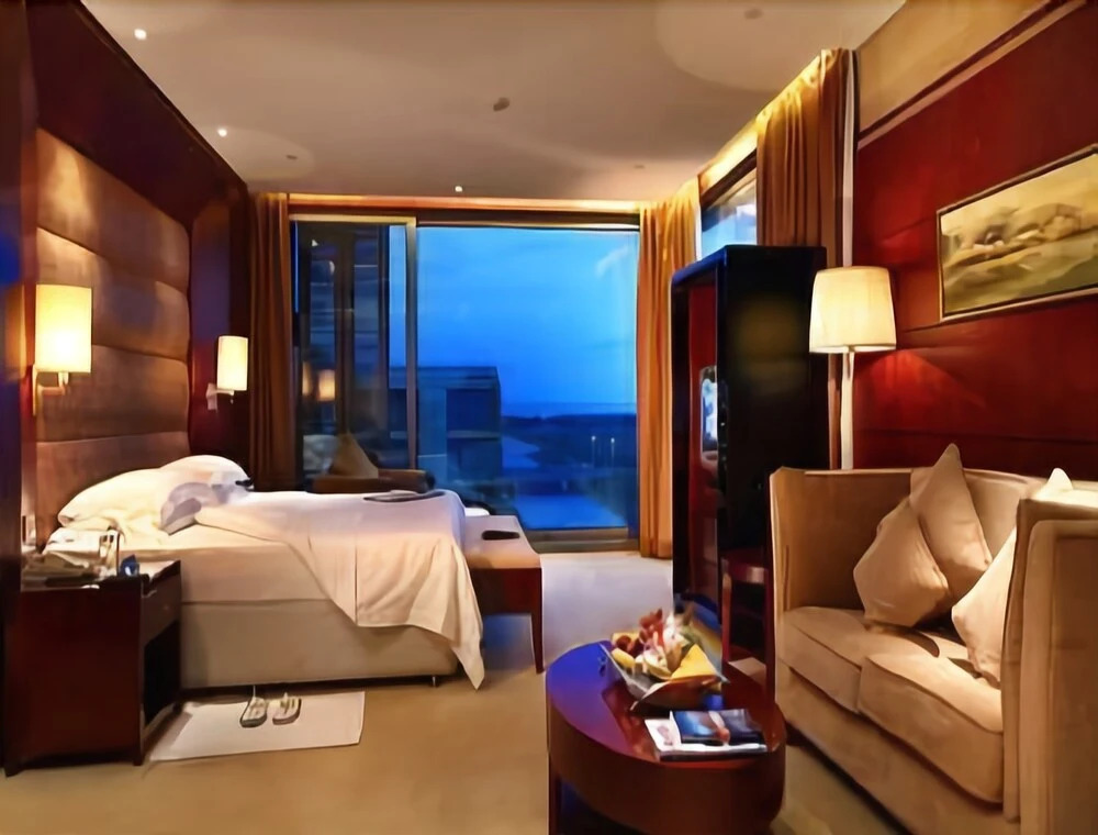 Howard Johnson Plaza Lingang Shanghai