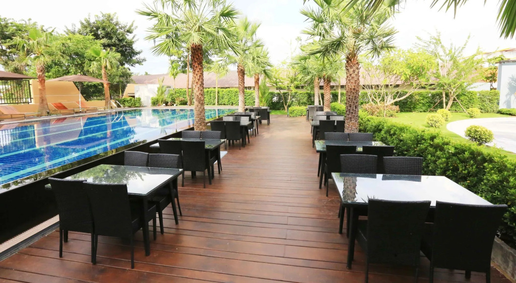 Ray Hotel Buriram