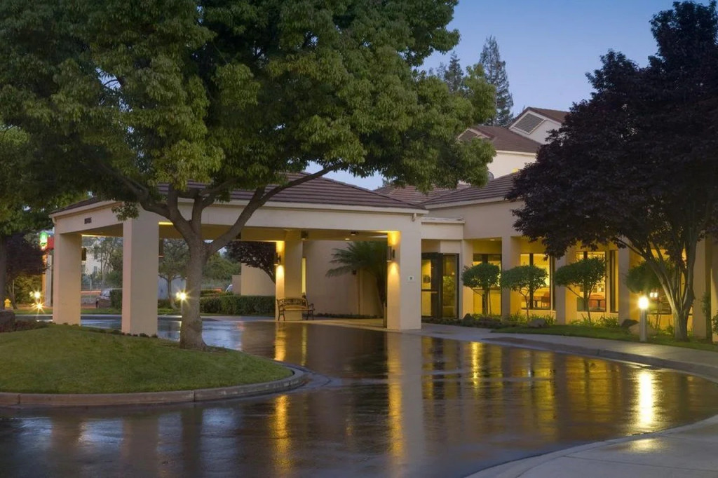 Courtyard San Jose Cupertino
