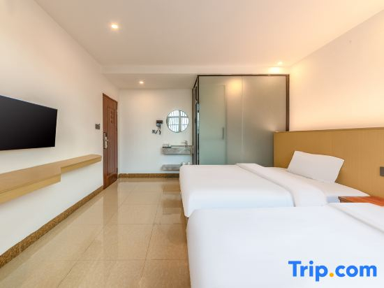Nanjing Business Hotel