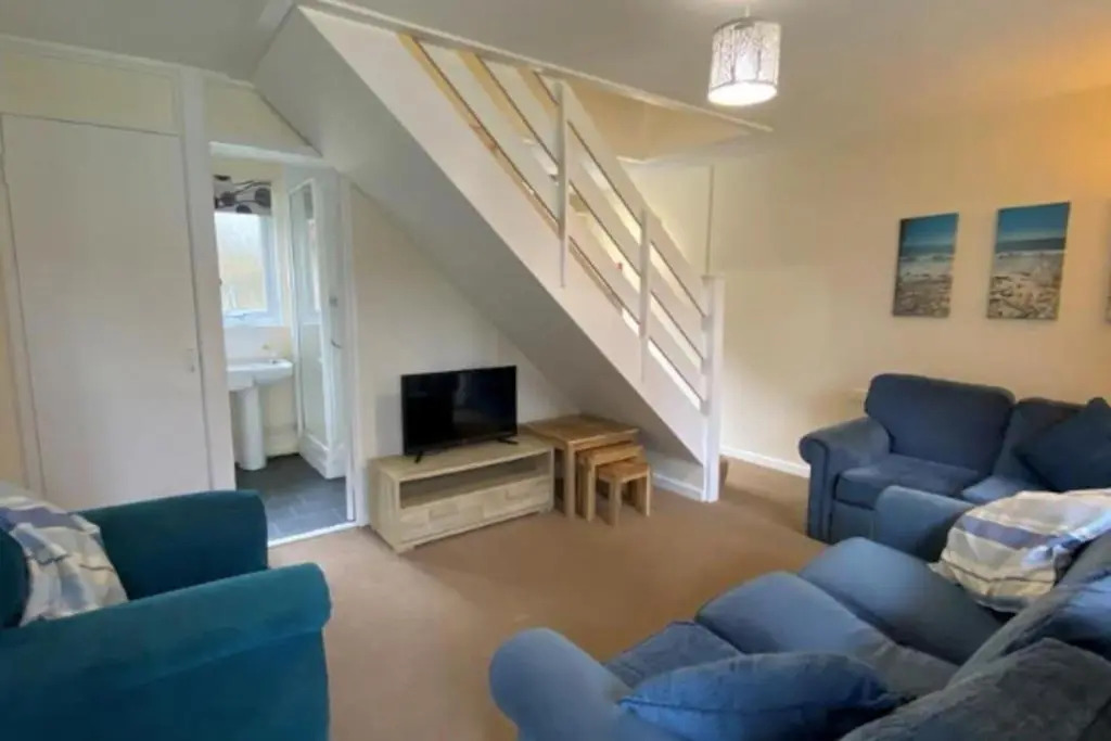 Trevithick Cottage Sleeps 6 and Dog Friendly