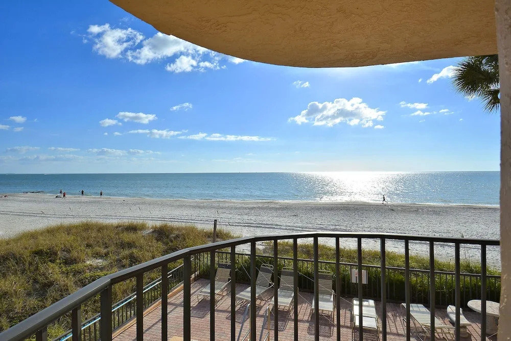 Trillium 1A South Corner/amazing Remodel/stunning View!