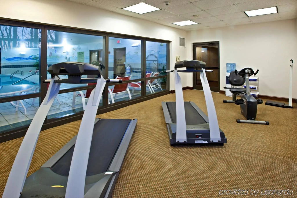 Holiday Inn Express & Suites Milford by IHG
