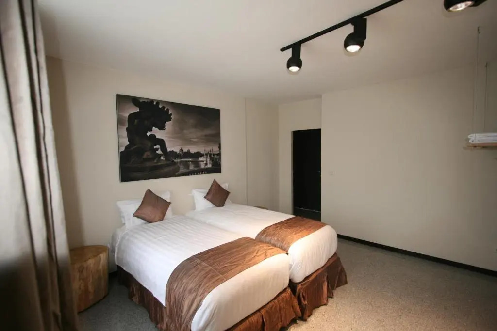 Amosa Liège City Centre Apart Regence 17