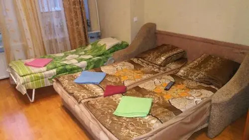 Guest house on ulitsa Mira 25