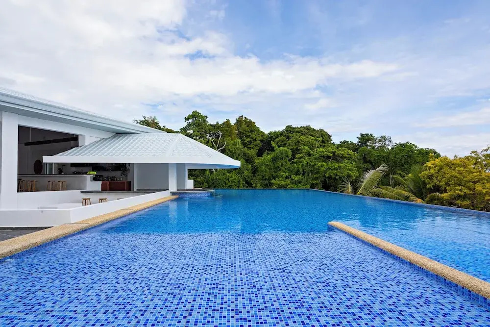 Dive Spot Asia and Brumini Beach Resort