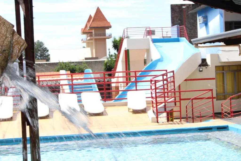 Bica Pau Hotel