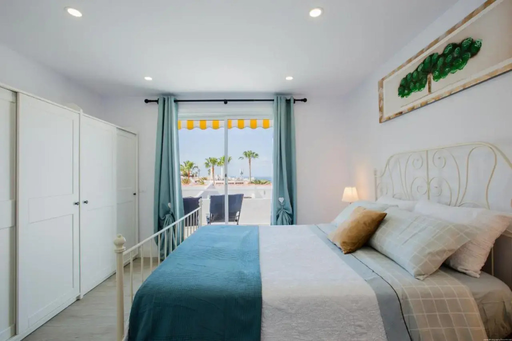 601 INCREDIBLE SUNSET OCEAN View