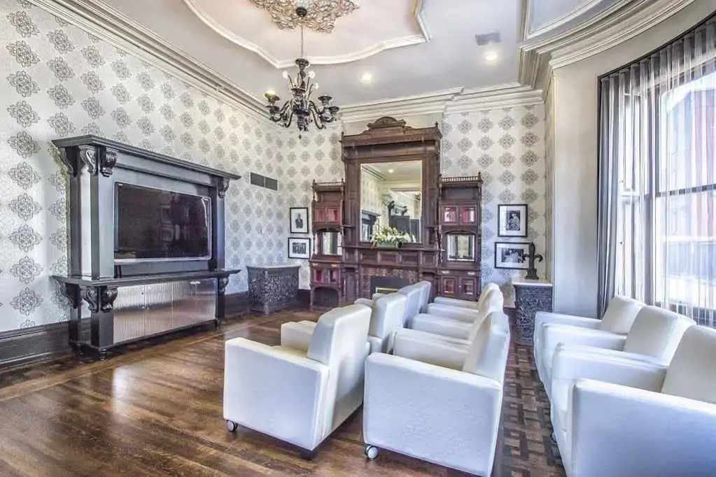 Mary-am Suites - James Cooper Mansion
