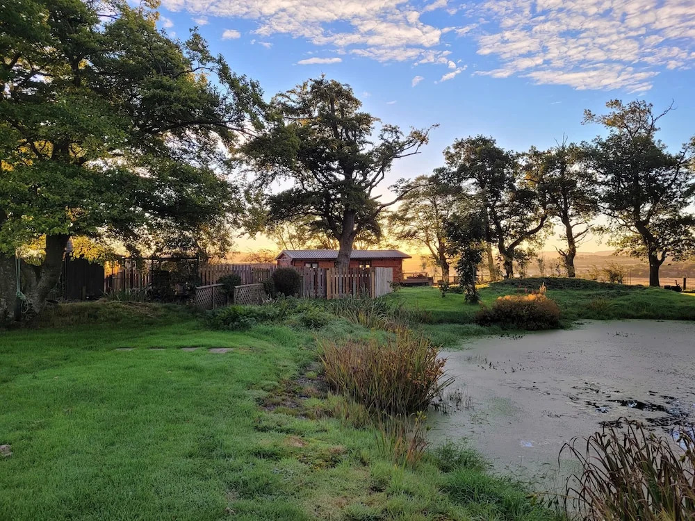 Cosy wood cabin in rural area near national park