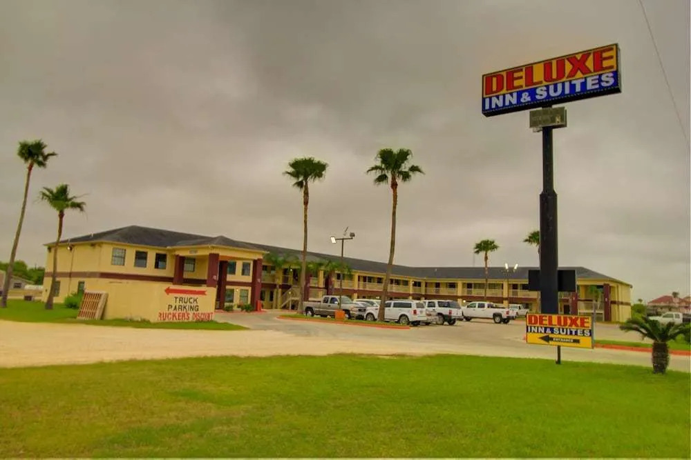 Americas Best Value Inn & Suites Raymondville