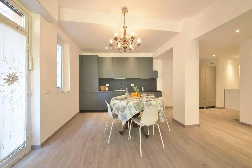 Casa Camelia, terrace, walk to the beach. WiFi/AC