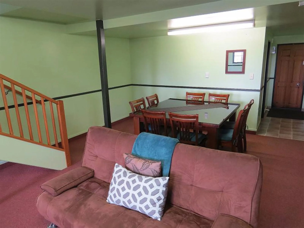 Pohutu Lodge Motel