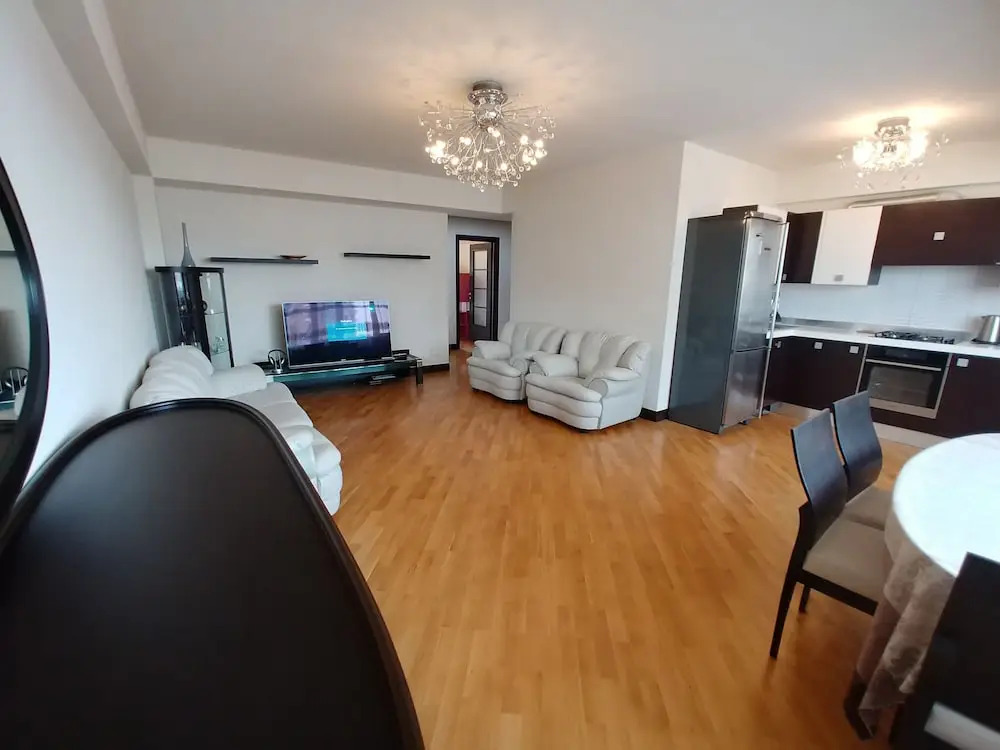 Apartment with Caspian Sea and F1 view