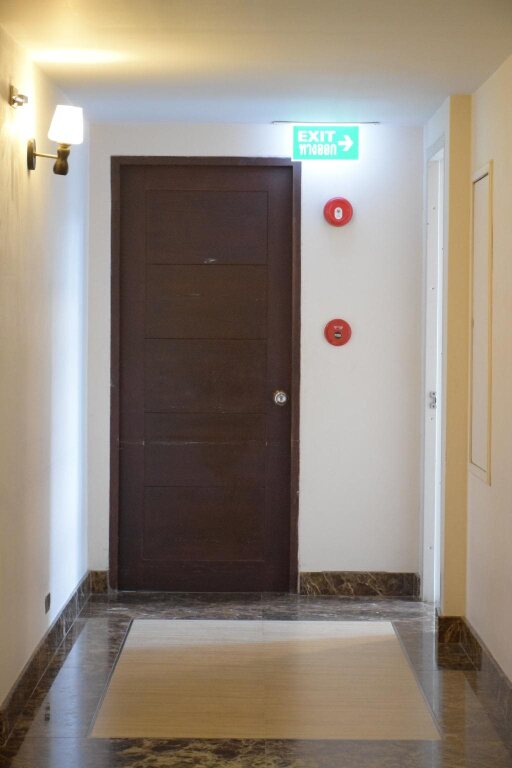 Aiyara Grand Hotel