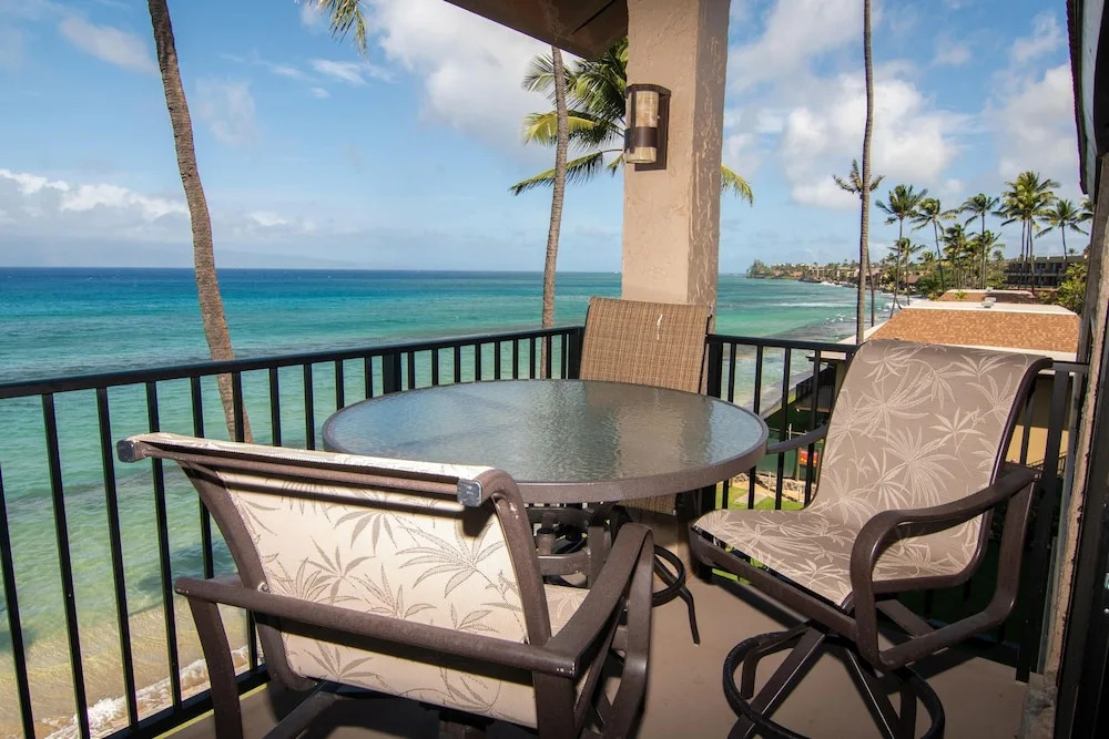Papakea A403 3 Bedroom Condo by RedAwning