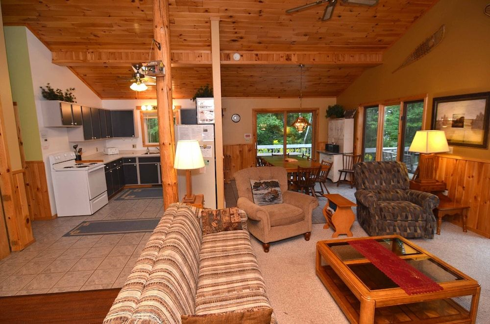 Pineview Condo