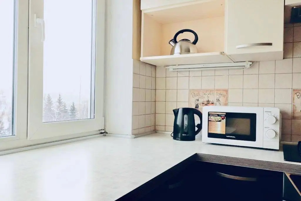 Michurina 15 Chetyrehkomnatnye apartamenty rjadom s KemGU