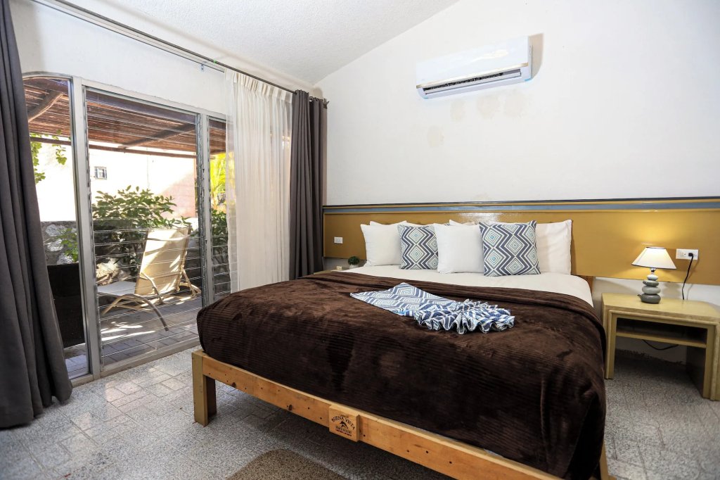 Buena Vista Oceanfront & Hot Springs Resort