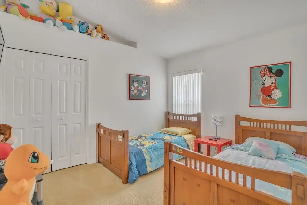 Beautiful Family Vacation Home With Private Pool. Close To Disney! 5 Bedroom Home by Redawning