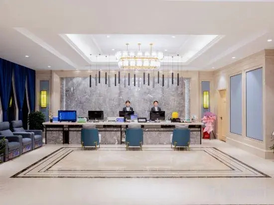 MAGNOTEL (Dengzhou Zhongzhou Avenue)