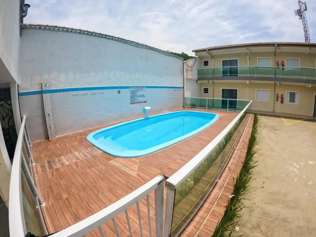 Apartamento Com Piscina E Churrasqueira