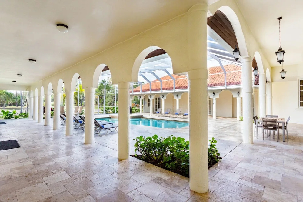 Knickerbocker Estate - 8 BR Home Private Pool - NVR 38703