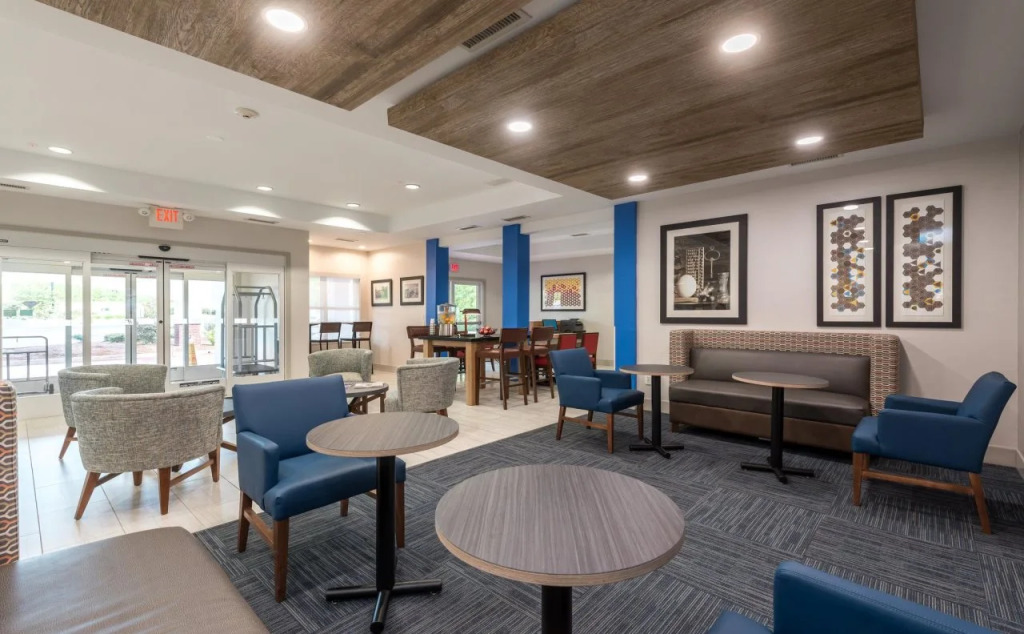 Holiday Inn Express Hotel & Suites Lagrange I-85 by IHG