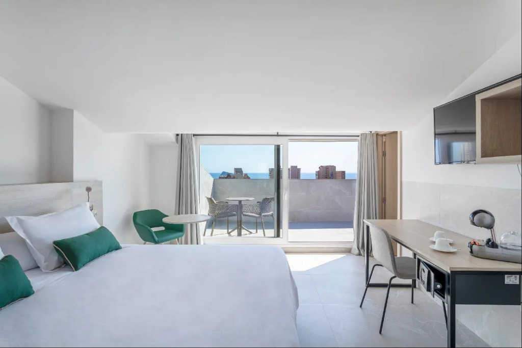 Halley Hotel and Apartments, Affiliated by Meliá