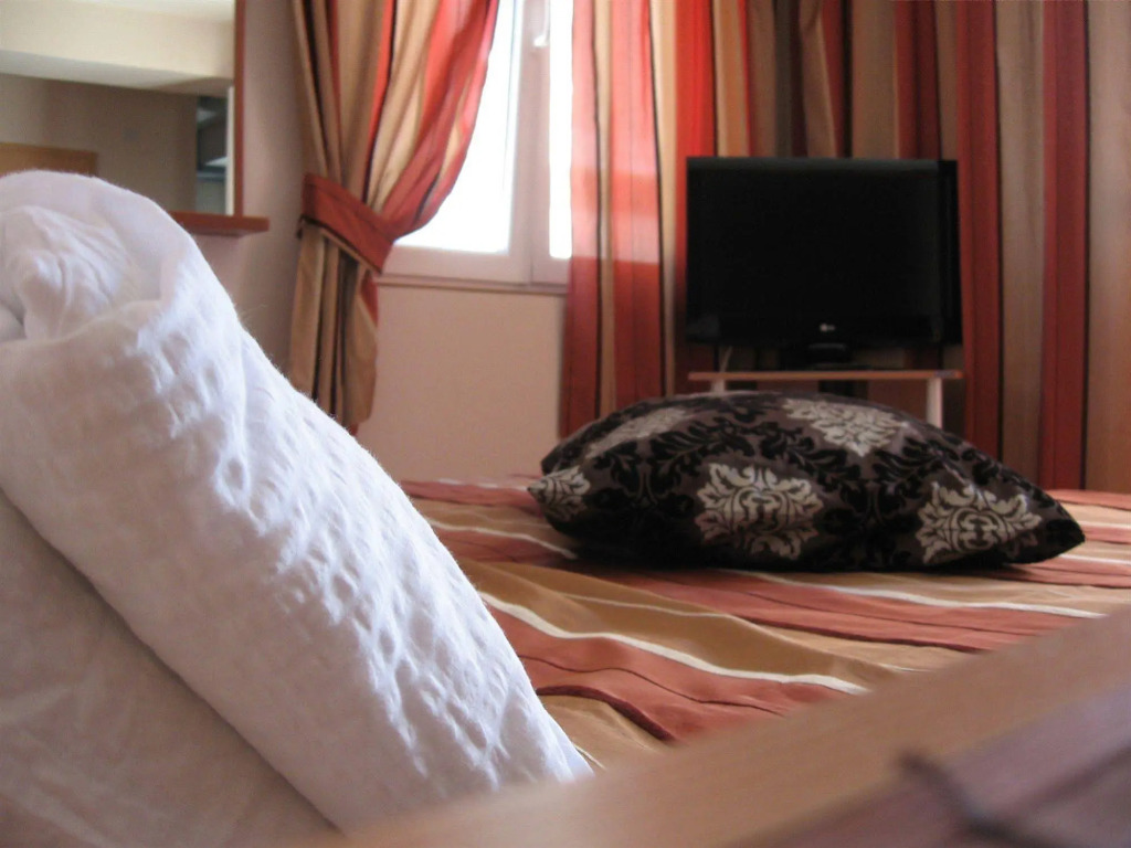De Lux Apartments Kosta Center