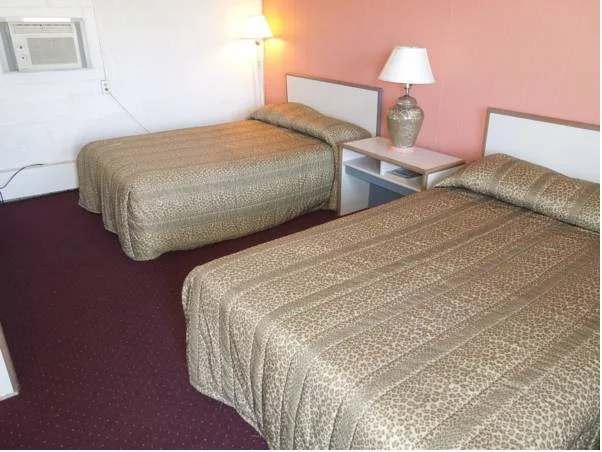 Taffy Motel