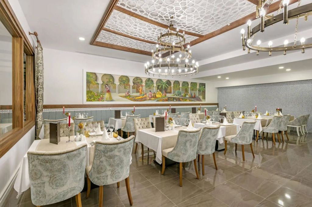 Glamour Resort & SPA
