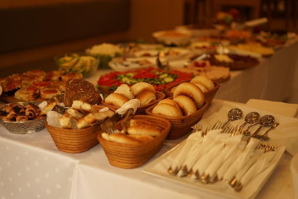 Hotel Emen