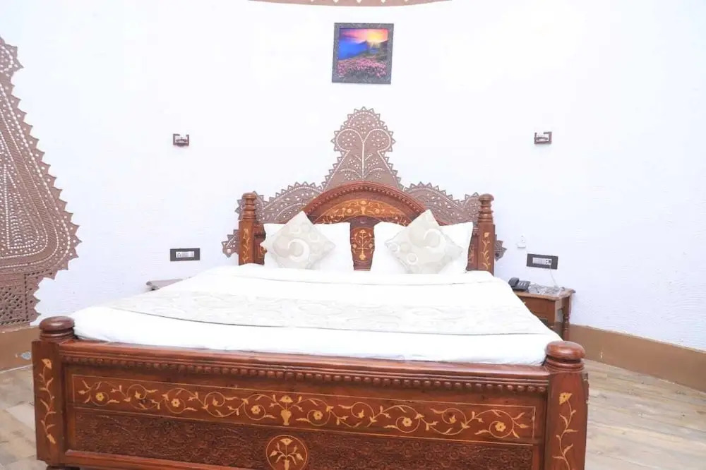 The Desert Den - Little Rann of Kutch
