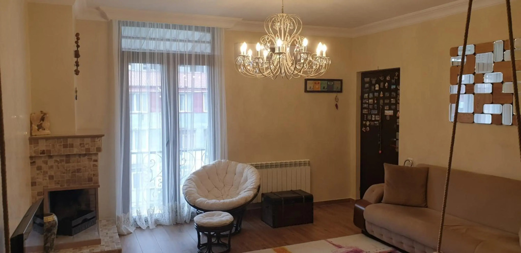 Batusi Apartment / Квартира в Батуми