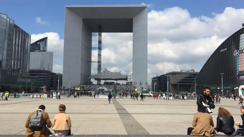 Appart 2 Pieces 50M2 Courbevoie / La Defense