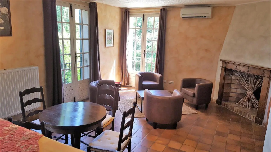 Logis Hôtels Le Saint Marc