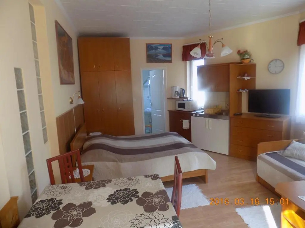 Molnár Apartment