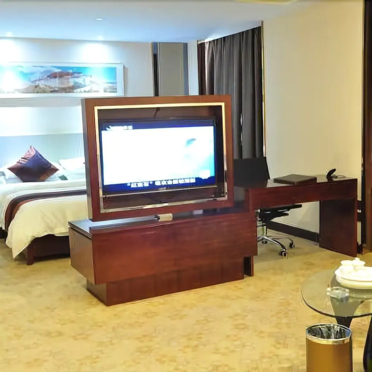 Grand Slam Hotel