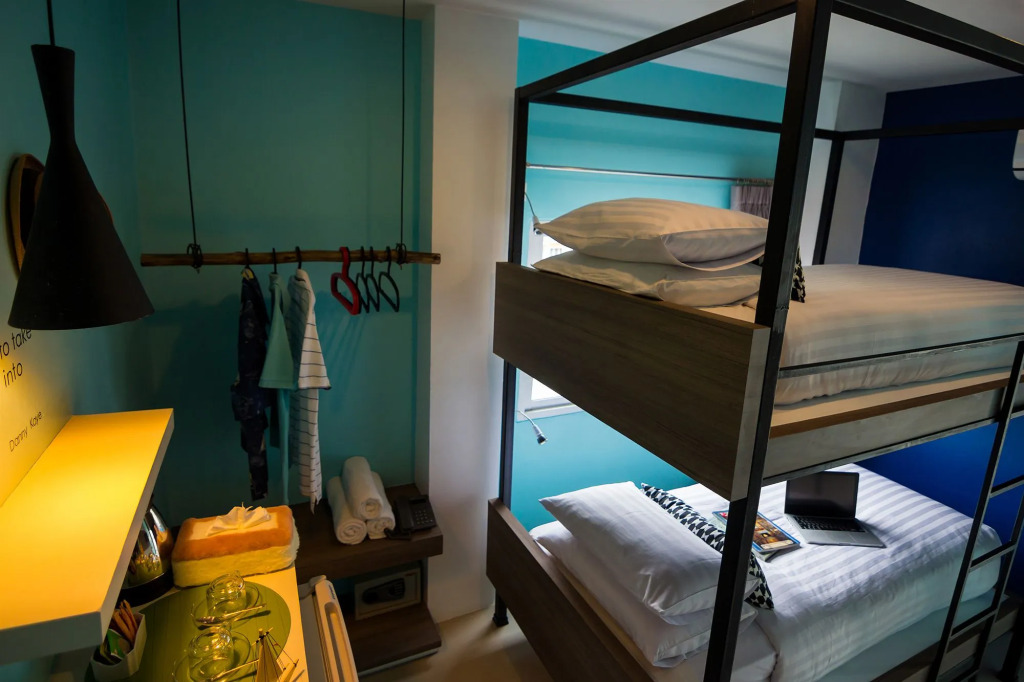 Hotel The Journey Patong New