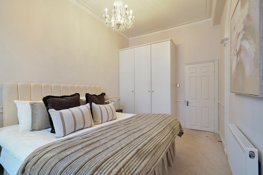 Hertford Flat 12