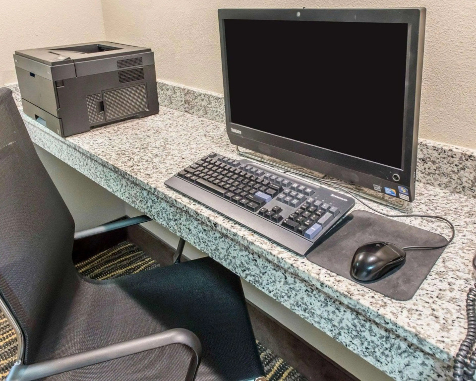 MainStay Suites Pittsburgh Airport