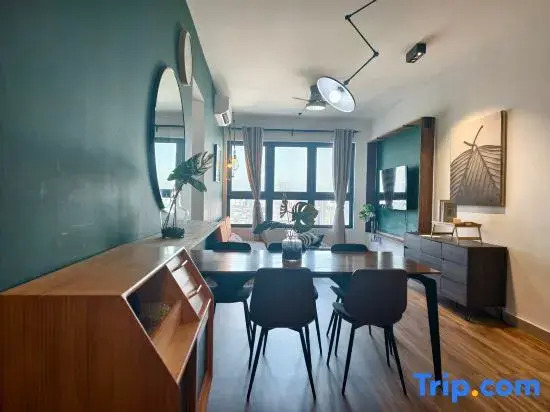 Spacious 3BR,9pax,MRT@M Vertica